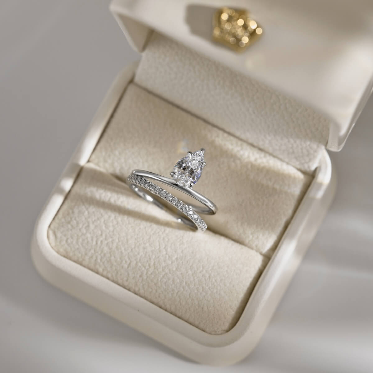 Iris Ring
